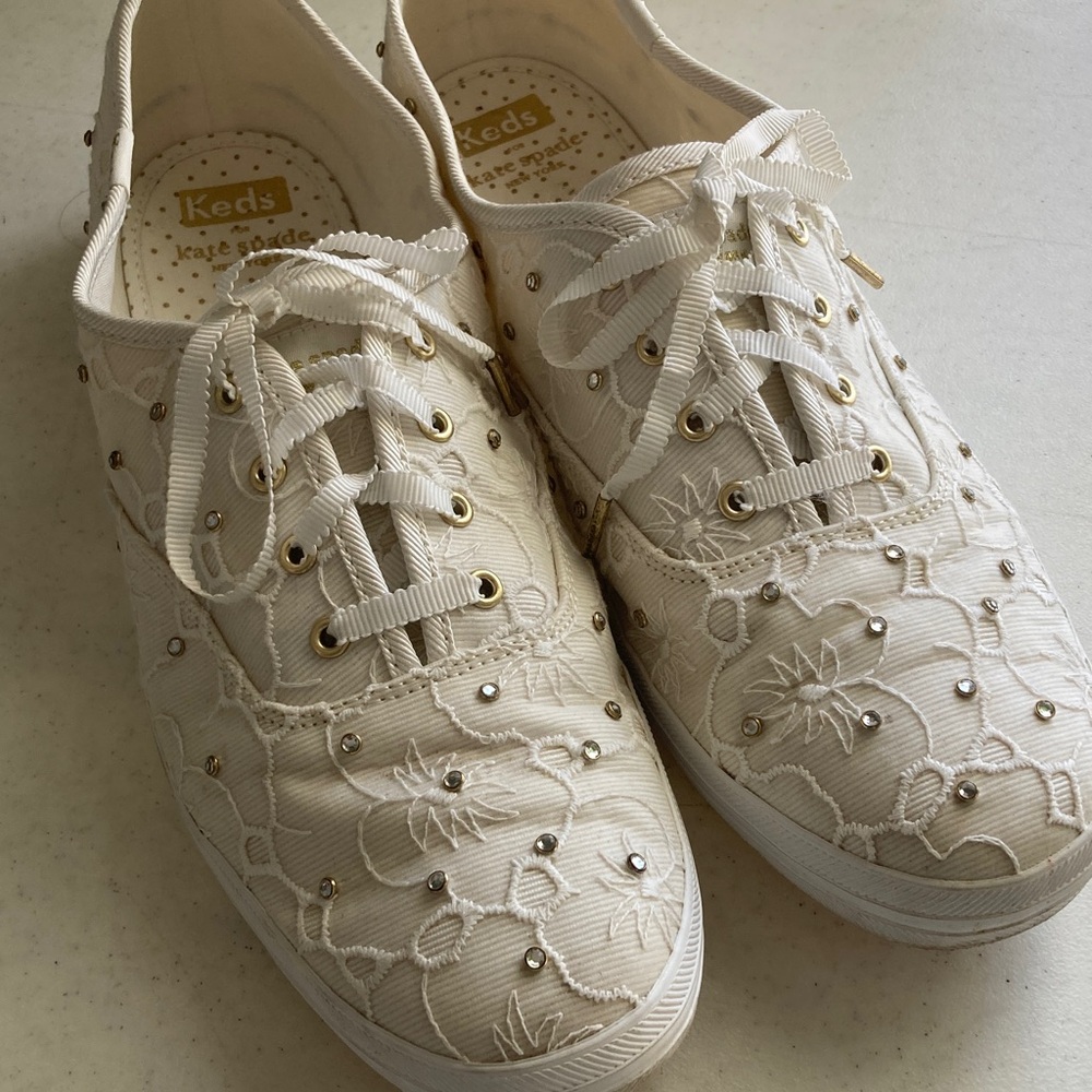 Keds x kate spade Cream Lace & Rhinestone Sneakers NWOT